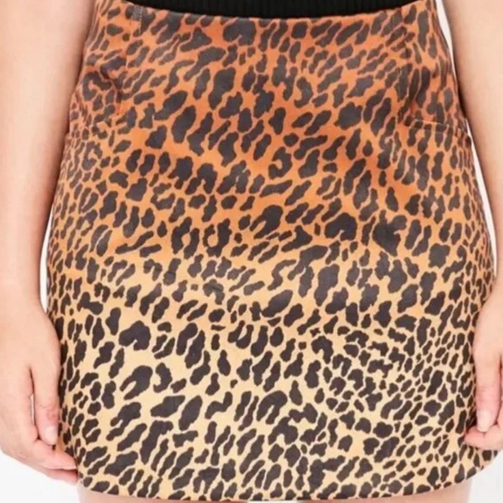Cheetah Print Ecote Urban Outfitters Mini Skirt - Picture 2 of 10